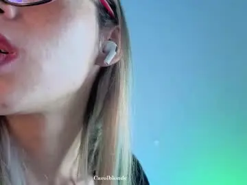 Chaturbate Best live sex cam show of carolblonde