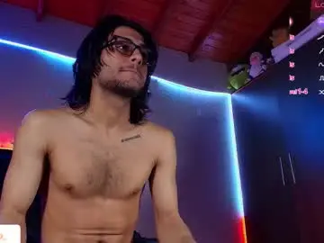 Chaturbate Free Porn Cam of kuzzcoo