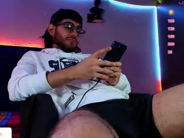 Chaturbate Watch Live Sex Cams of kuzzcoo