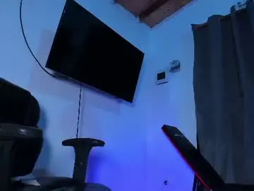 Chaturbate Best live sex cam show of kuzzcoo