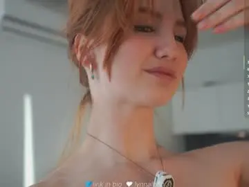 Chaturbate Free Porn Cam of lynnalltop