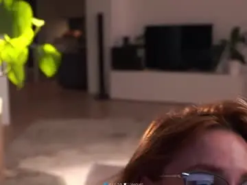 Chaturbate Watch Live Sex Cams of lynnalltop