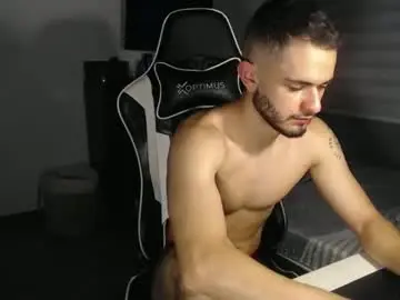 Chaturbate Free Live Porn of massimo_jiovano