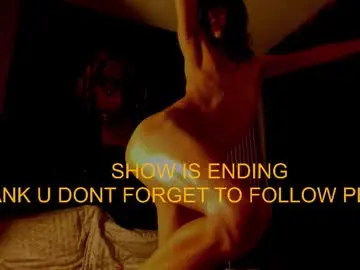 Chaturbate Nude Webcam of xabrina_17