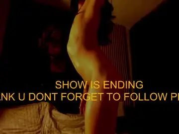 Chaturbate Live Sex of xabrina_17