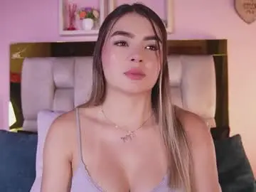 Chaturbate Watch Live Sex Cams of _emily_r