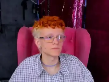 Chaturbate Nude Webcam of ethan_miltons