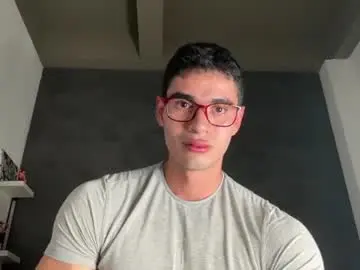 Chaturbate Watch Live Sex Cams of joe_steel1