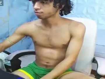 Chaturbate Live Sex Cam of xion_ez