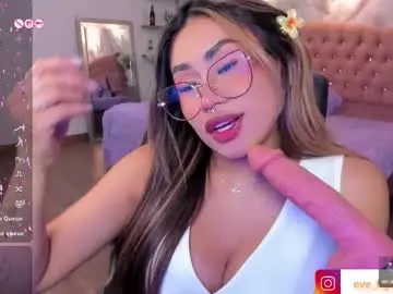 Chaturbate Free Live Porn of eveline_figeroa