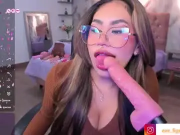 Chaturbate Free Live Porn of eveline_figeroa