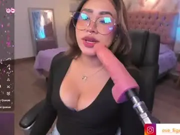 Chaturbate Free Live Porn of eveline_figeroa