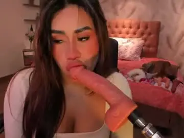 Chaturbate Best live sex cam show of eveline_figeroa