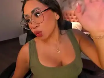 Chaturbate Best live sex cam show of eveline_figeroa
