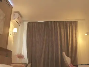 Chaturbate Live Sex Cam of ivy_whyte