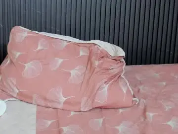 Chaturbate Live Porn of karola_cute_