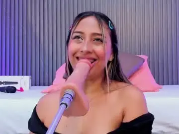 Chaturbate Live Sex of karola_cute_
