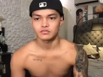 Chaturbate Nude Webcam of asianhugescott