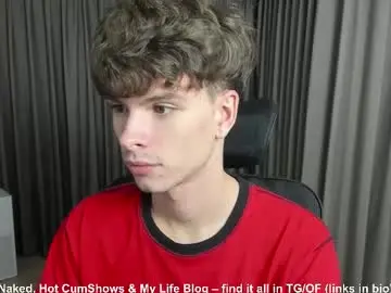 Chaturbate Watch Live Sex Cams of calvin_loves_you