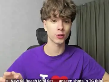 Chaturbate Sex Chat of calvin_loves_you