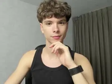 Chaturbate Nude Webcam of calvin_loves_you