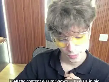 Chaturbate Watch Live Sex Cams of calvin_loves_you