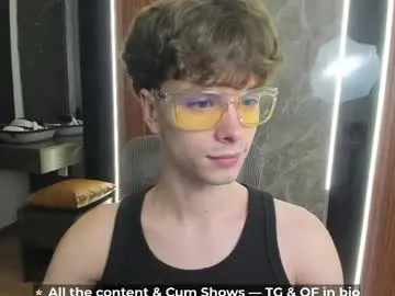 Chaturbate Nude Webcam of calvin_loves_you