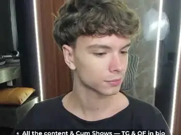 Chaturbate Sex Chat of calvin_loves_you