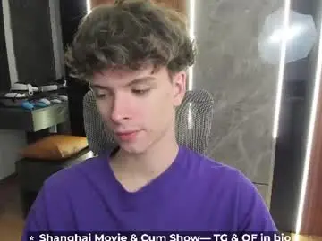Chaturbate Watch Live Sex Cams of calvin_loves_you