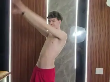 Chaturbate Live Sex Cam of calvin_loves_you