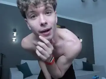 Chaturbate Best live sex cam show of calvin_loves_you