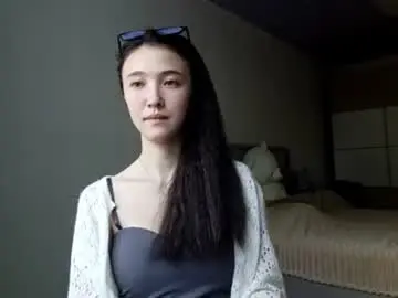 Chaturbate Free Porn Cam of elouisevallian