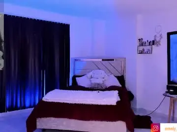 Chaturbate Watch Live Sex Cams of emely_rous