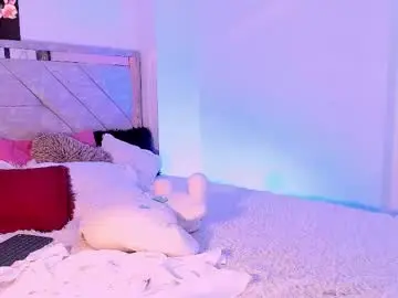 Chaturbate Best live sex cam show of emely_rous