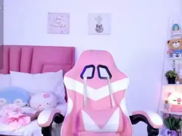 Chaturbate Live Sex of little_sweety_18_