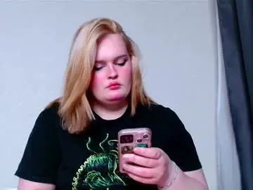 Chaturbate Live Sex Cam of dolled_up_cvnt