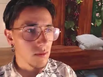 Chaturbate Best live sex cam show of andyjoy_