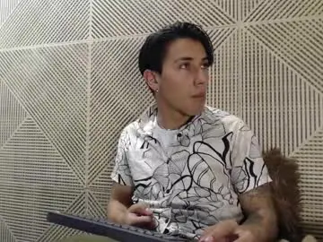 Chaturbate Adult Video Chat of andyjoy_