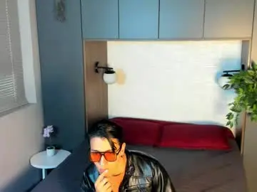 Chaturbate Live Sex Cam of andyjoy_