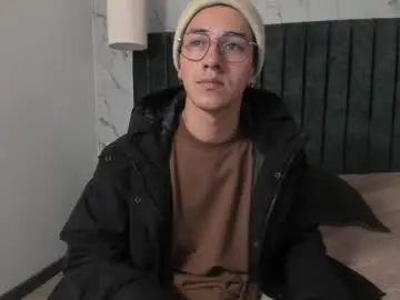 Chaturbate Best live sex cam show of andyjoy_