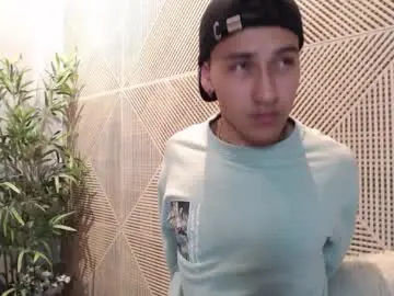 Chaturbate Nude Webcam of andyjoy_