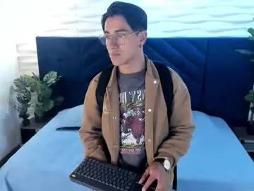 Chaturbate Adult Webcam of andyjoy_