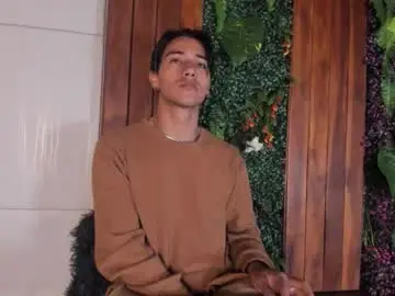 Chaturbate Live Sex of andyjoy_