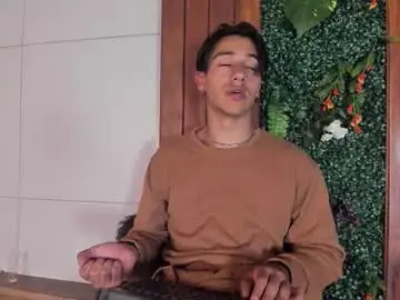 Chaturbate Best live sex cam show of andyjoy_