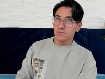 Chaturbate Watch Live Sex Cams of andyjoy_