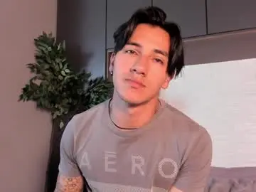 Chaturbate Live Sex of andyjoy_