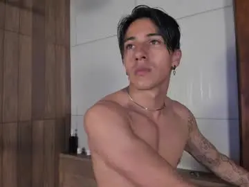 Chaturbate Adult Webcam of andyjoy_
