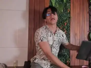 Chaturbate Best live sex cam show of andyjoy_