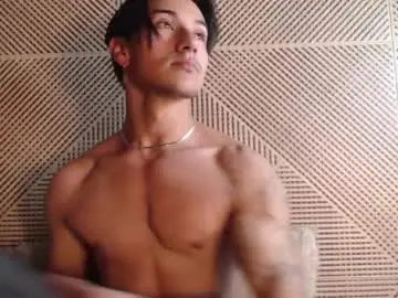 Chaturbate Adult Video Chat of andyjoy_