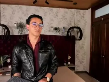 Chaturbate Sex Chat of andyjoy_